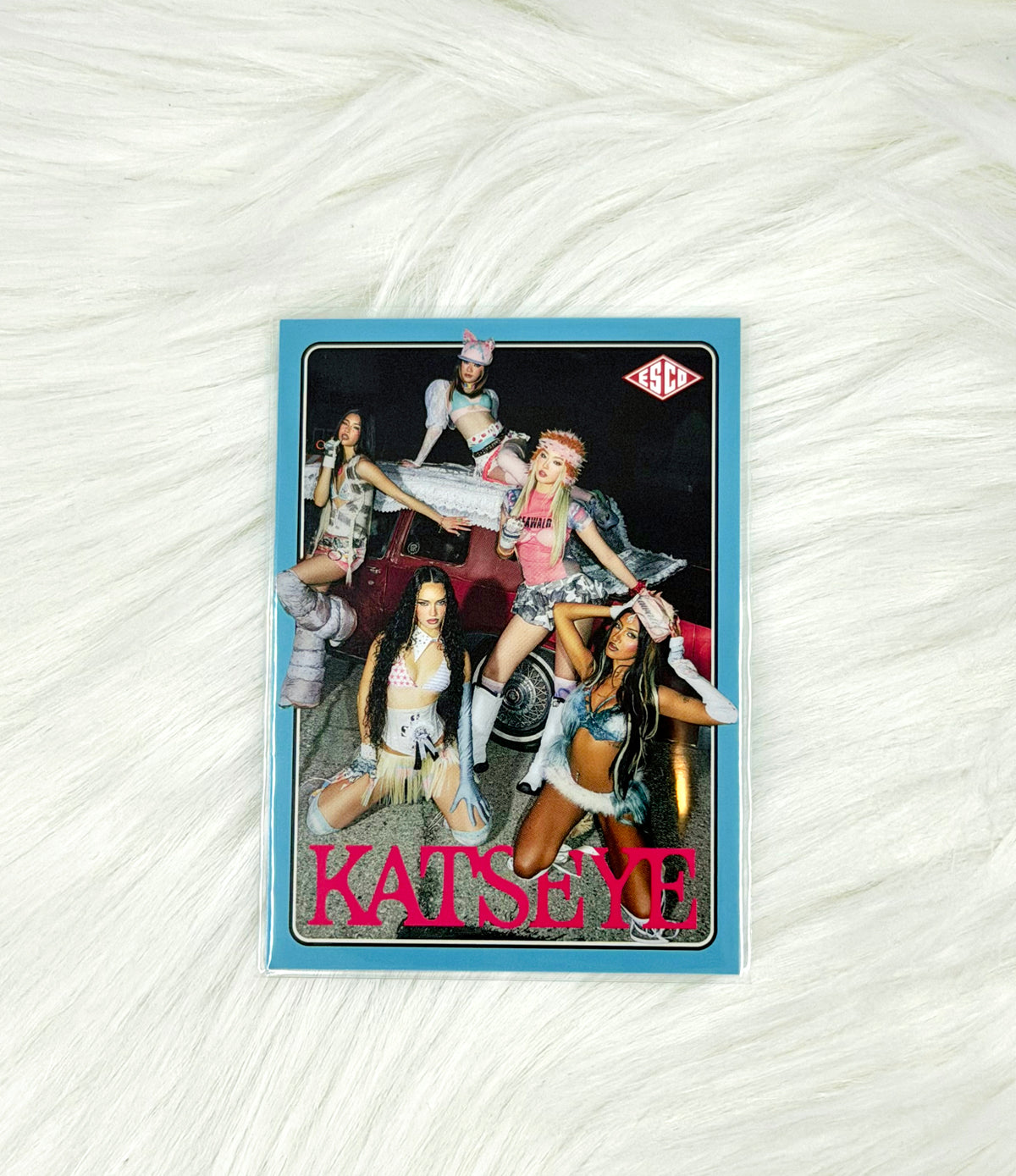 KATSEYE Group 2026 ESCO WILD Trading Card #4 | Base